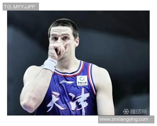 赵继大卫-詹姆斯因伤离场，广东宏远球迷心疼不已