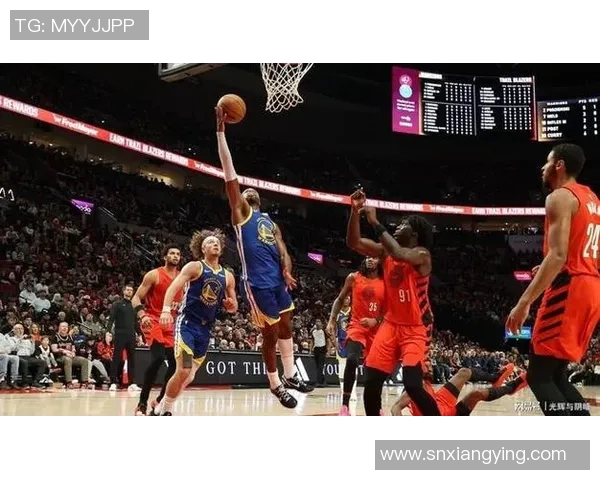 勇士与开拓者激战1102场面火爆精彩瞬间回顾